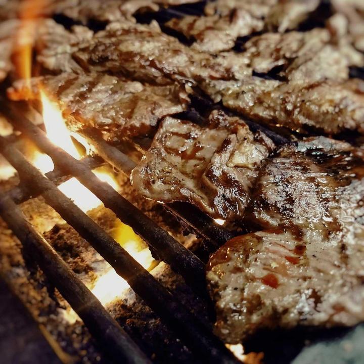 <p>What Are the Different Steak Cuts Available at a Steakhouse?, Davie</p>